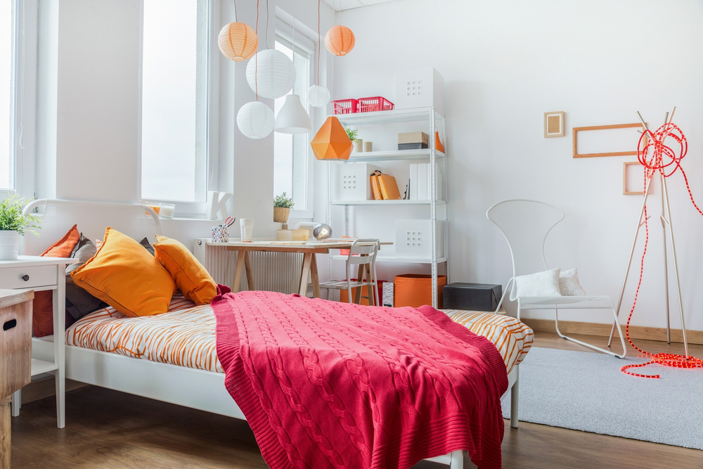 25 Stylish Functional Dorm Room Decor Ideas Extra Space Storage