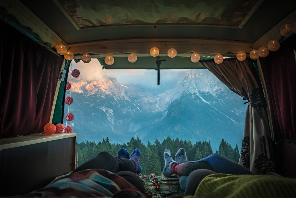 17 Van Design Decoration Ideas For Living On The Road